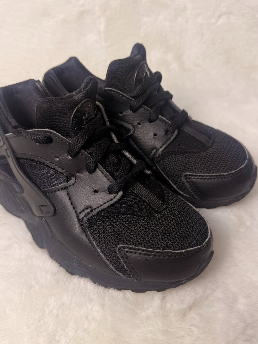 Nike Air Huarache Run Black On Black Sneakers